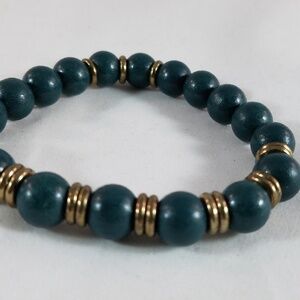 Hand Crafted Green Gemstone Stretch Bracelet Unisex